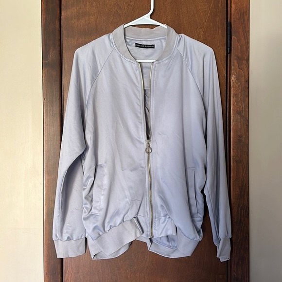 Harlowe & Graham Jackets & Blazers - Harlow & Graham light grey bomber jacket size medium